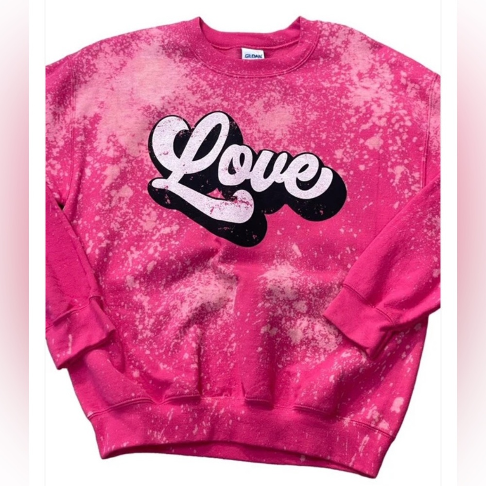 Pink Love Graphic Sweatshirt